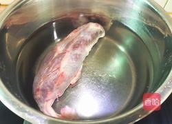 白切牛肉的做法图解1