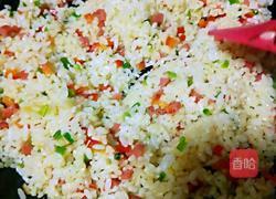 彩椒炒饭的做法图解17