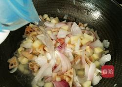 洋葱藕丁炒土豆的做法图解9