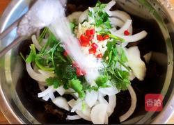 洋葱拌木耳的做法图解9