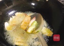 酥香鸭脑壳的做法图解6