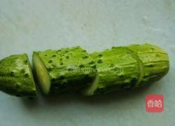 黄瓜金针菇汤的做法图解2