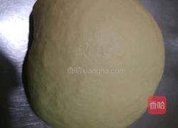 芝士火腿牛角包的做法图解3