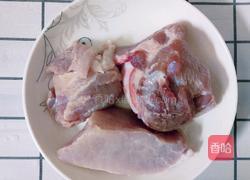 苦瓜炒肉的做法图解1