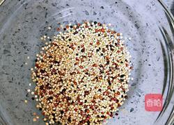 藜麦米粥的做法图解2