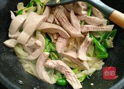 酸菜炒腰花的做法图解20
