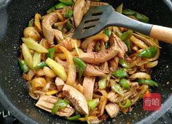 酸菜炒腰花的做法图解22