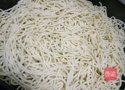 五花肉豆角焖面的做法图解7