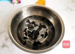 凉拌木耳腐竹的做法图解4