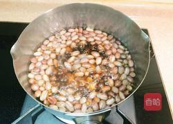 芹菜拌花仁的做法图解7