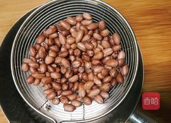 芹菜拌花仁的做法图解8