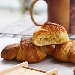 脆皮可颂（牛角包）的做法[图]