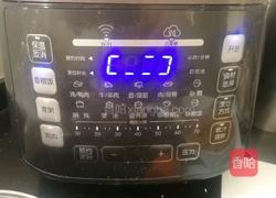 电饭锅闷鸡腿的做法图解4