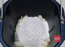 奶昔面包的做法图解2