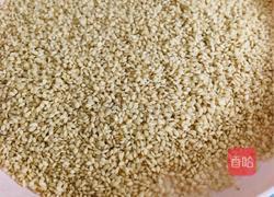 香辣牛肉酱的做法图解1