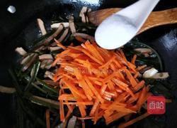 海带丝炒豆腐干的做法图解7