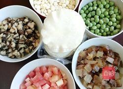 腊肉香菇烧麦的做法图解2