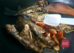 红烧黄颡鱼的做法图解14