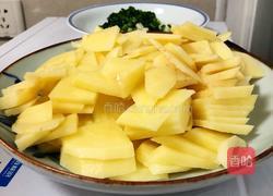 红烧土豆片的做法图解1