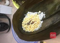 广式四角咸肉粽的做法图解12