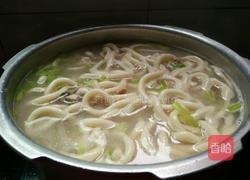 芹菜海蛎肉片面的做法图解11