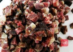 腊肠焖饭的做法图解2