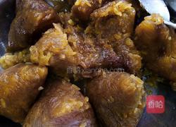 香煎碱水粽的做法图解1