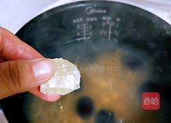 银耳莲子红枣汤的做法图解12