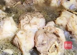 胡萝卜土豆玉米汤的做法图解2