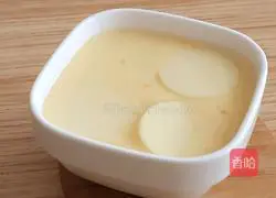 Illustration of how to make Japanese tofu steamed egg custard 4