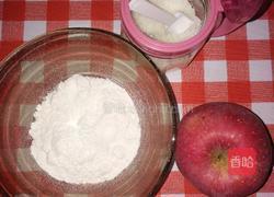 油炸苹果圈的做法图解1