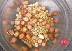 红枣花生豆浆的做法图解2