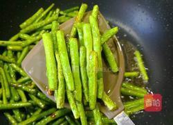干煸豆角的做法图解3