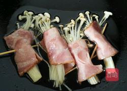 金针菇培根卷的做法图解4