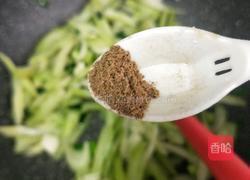 芹菜炒鸡蛋的做法图解9