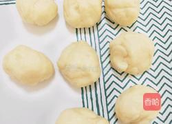 螺旋蛋黄酥的做法图解7