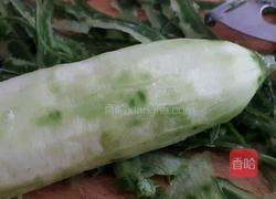 丝瓜炒蛋的做法图解1