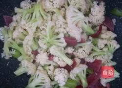 香肠炒花菜的做法图解5