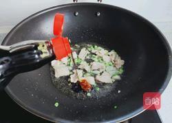 西瓜皮炒肉的做法图解7
