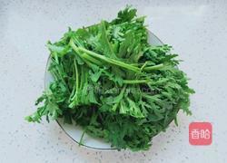 彩椒茼蒿的做法图解2