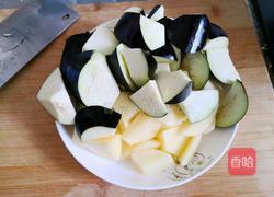 土豆炖排骨的做法图解3