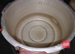 醪糟蛋的做法图解1