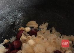 养生养颜瘦身银耳汤的做法图解6