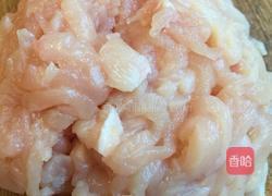 酱香五彩鸡丝的做法图解1