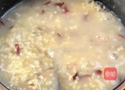 红枣枸杞小米粥的做法图解7