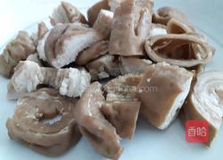 干锅肥肠的做法图解1