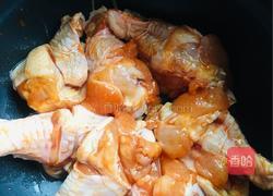 电饭煲奥尔良翅根的做法图解3
