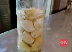 奇异果香蕉汁的做法图解2