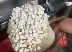 金针菇竹荪汤的做法图解3