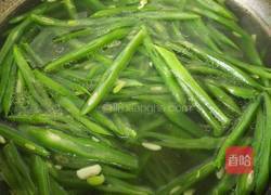 刀豆炒肉丝的做法图解3